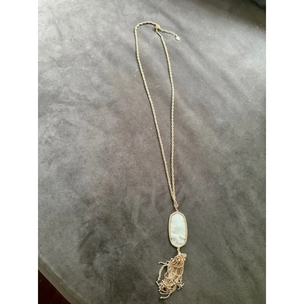 Kendra Scott Mother of Pearl Rayne tassel necklace - Picture 2 of 4